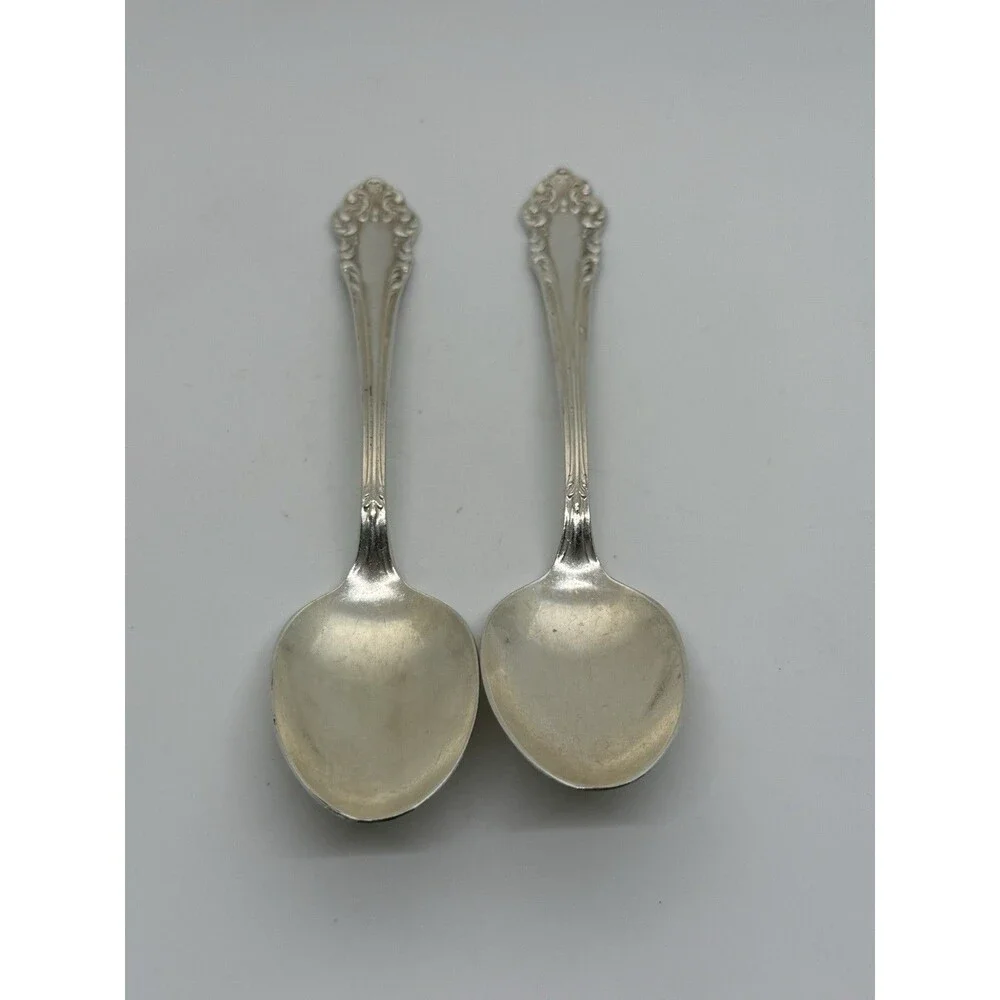 Oneida Community‎ Plate Silverplate Spoons Set of 2 Vintage Mid-20th Century